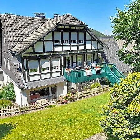 Nahe Willingen Und Winterberg Hotel 4*